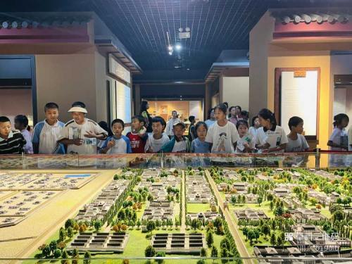 参观西大博物馆